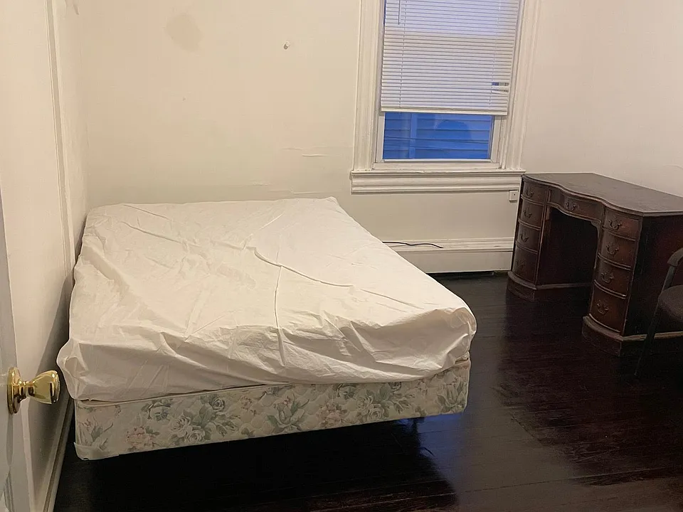 410 Stewart Ave #3