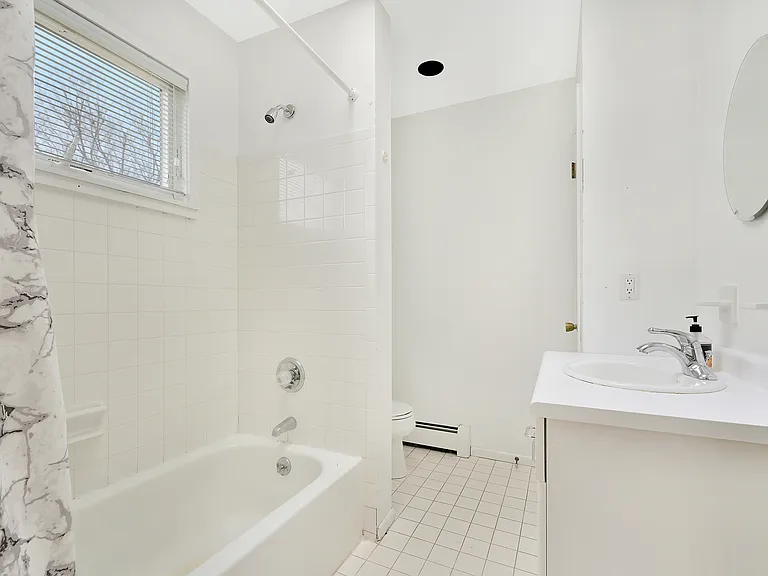 58 Windmill Ln — Photo 16
