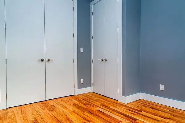 Rented by Nooklyn NYC LLC | media 19