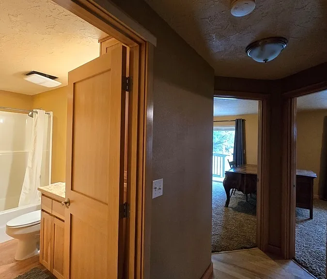 1902 NW Oceania Dr — Photo 37