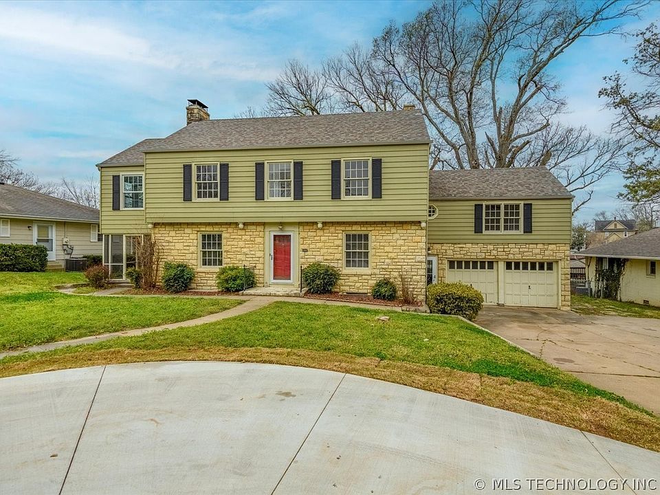 1st image of 1417 Hillcrest Dr