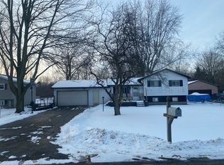 6422 Webb Dr, Flint, MI 48506