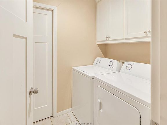 5th image of 511 Kyle Ave