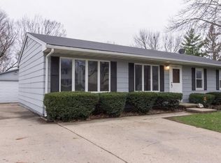 2407 Hull Ave, Des Moines, IA 50317
