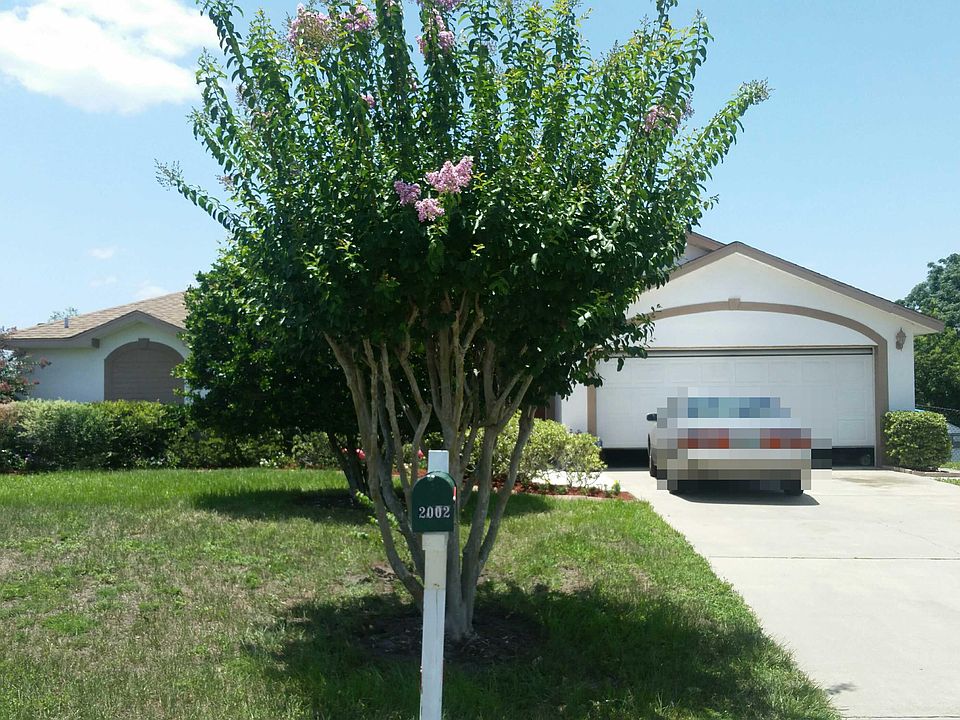 1st image of 2002 E Gloria Dr