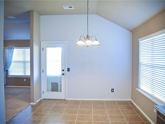 5th image of 1600 NW 127th St