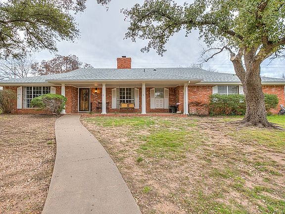 3rd image of 2667 Vista Del Arroyo Dr