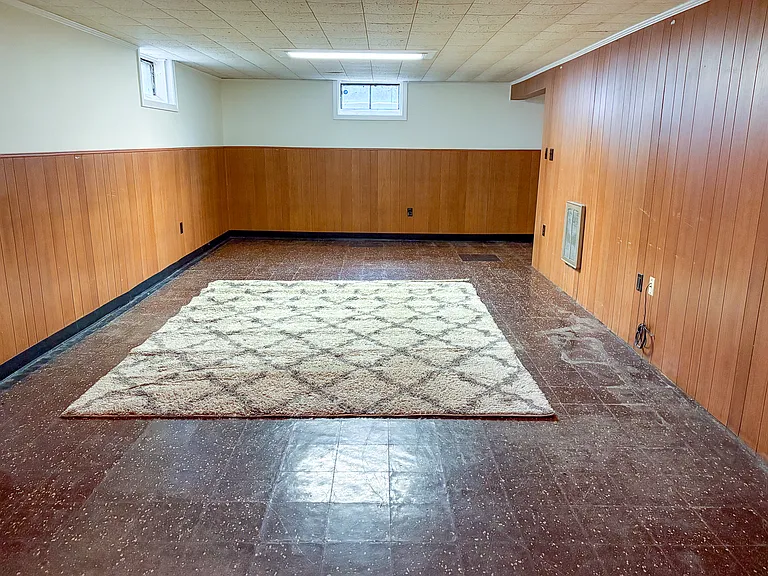 38 Marshall Dr — Photo 35