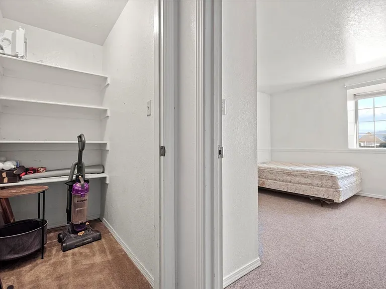 724 W 1720 N #301 — Photo 13