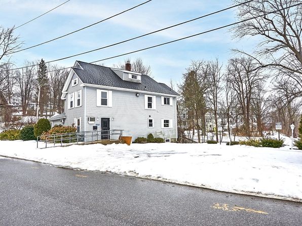 48 Pleasant St, Spencer, MA 01562