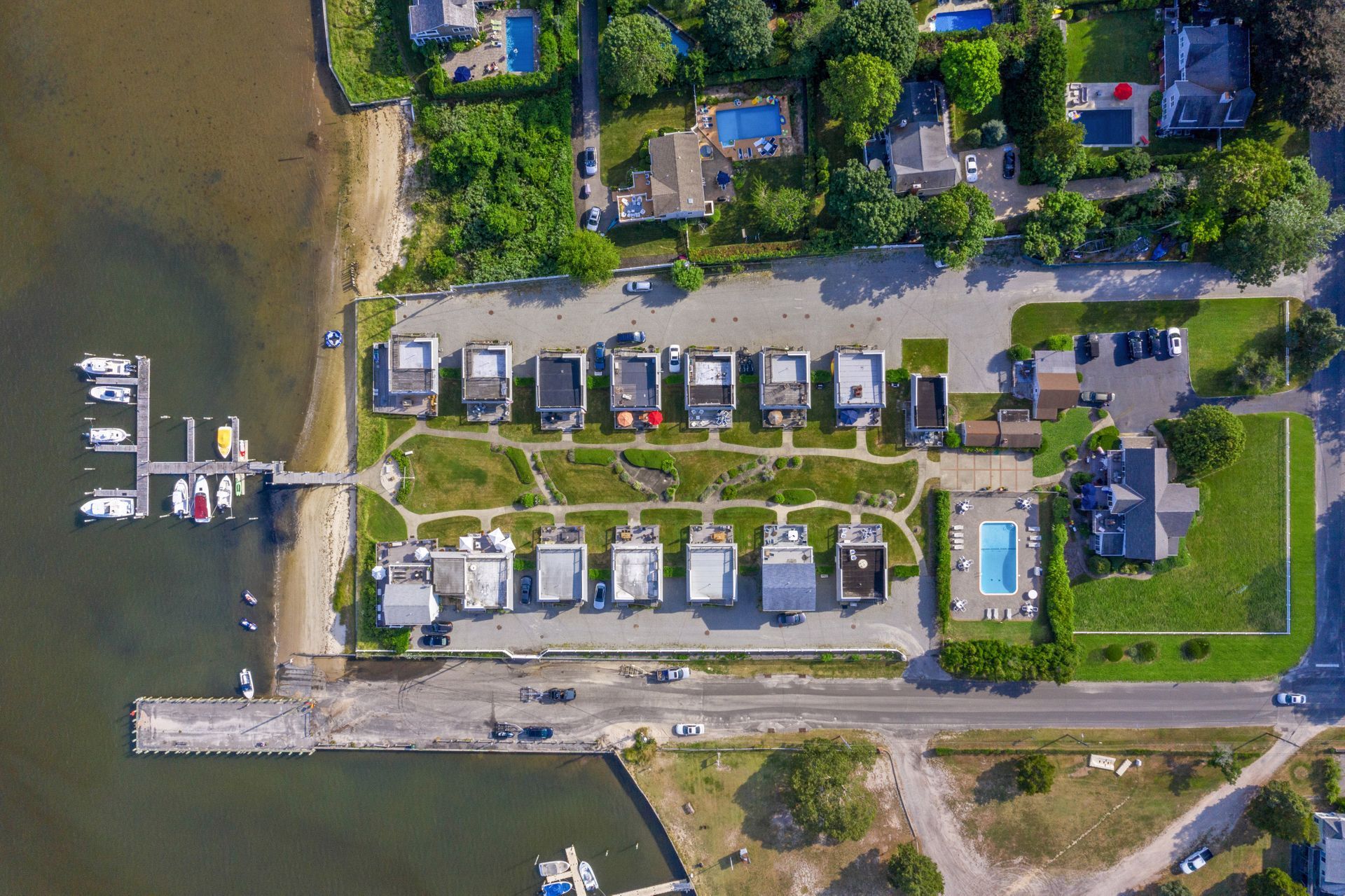 32 Bay Ave Apt 17 in East Quogue Out East