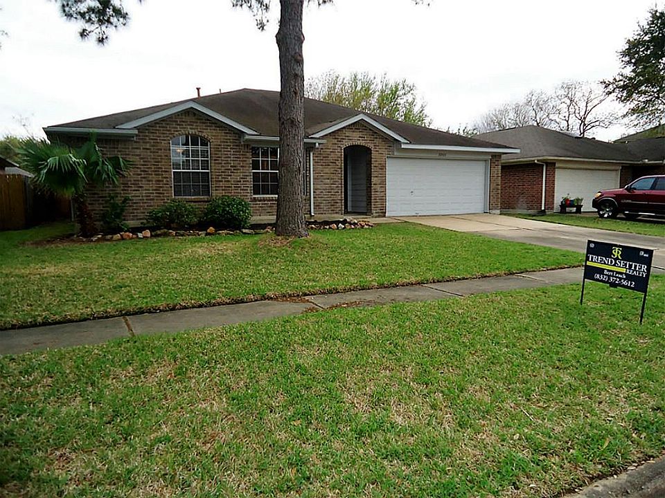 1st image of 22523 Guardsman Ln