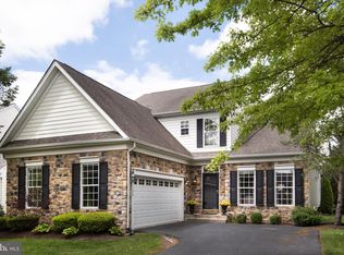 1135 Michele Ave, Schwenksville, PA 19473