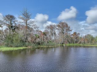 323 Whispering Palms Ln, Bradenton, FL 34212