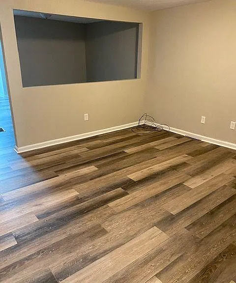 2624 1/2 Brownsville Rd #1 — Photo 3