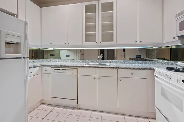 Rented by Douglas Elliman | media 4