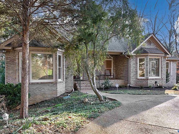 2nd image of 1014 Seina Vista Dr
