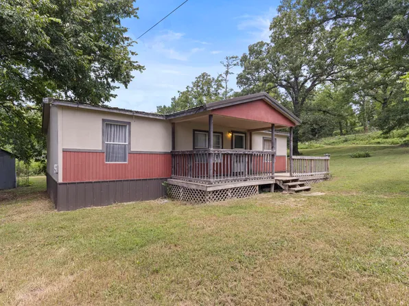 24301 S 690th Rd, Wyandotte, OK 74370