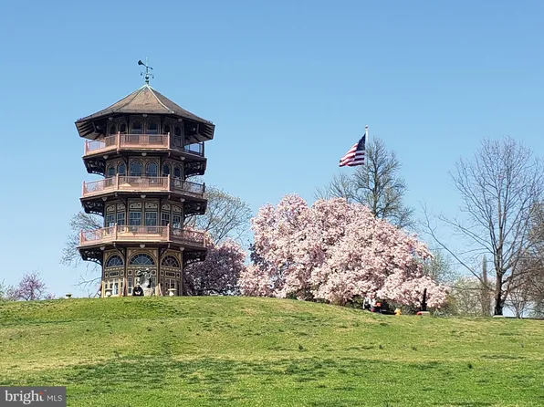 132 S Chapel St, Baltimore, MD 21231