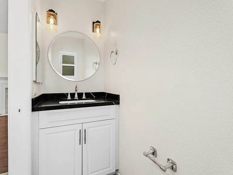 5847 E Rocking Horse Way #6 — Photo 14