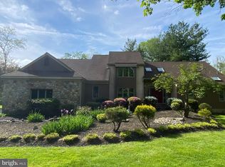 4 E Spring Oak Cir, Media, PA 19063