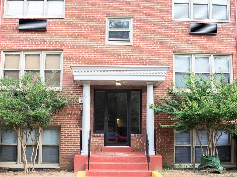 Exterior 2