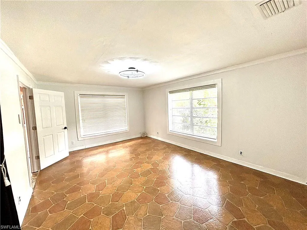 1 bed, 700 sqft, $1,650 — Photo 2