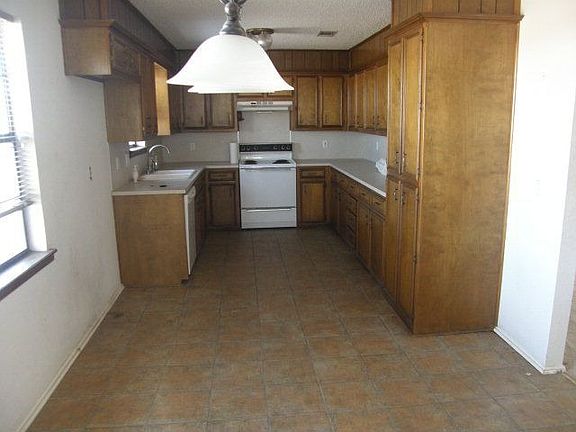 5th image of 12210 W County Road 52
