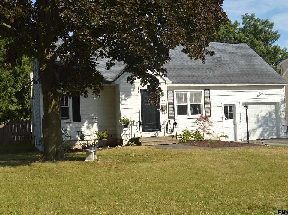 1st image of 33 Virginia Blvd
