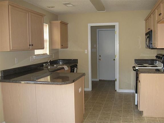 2751 Maggie Woods Place, Arlington, TN 38002