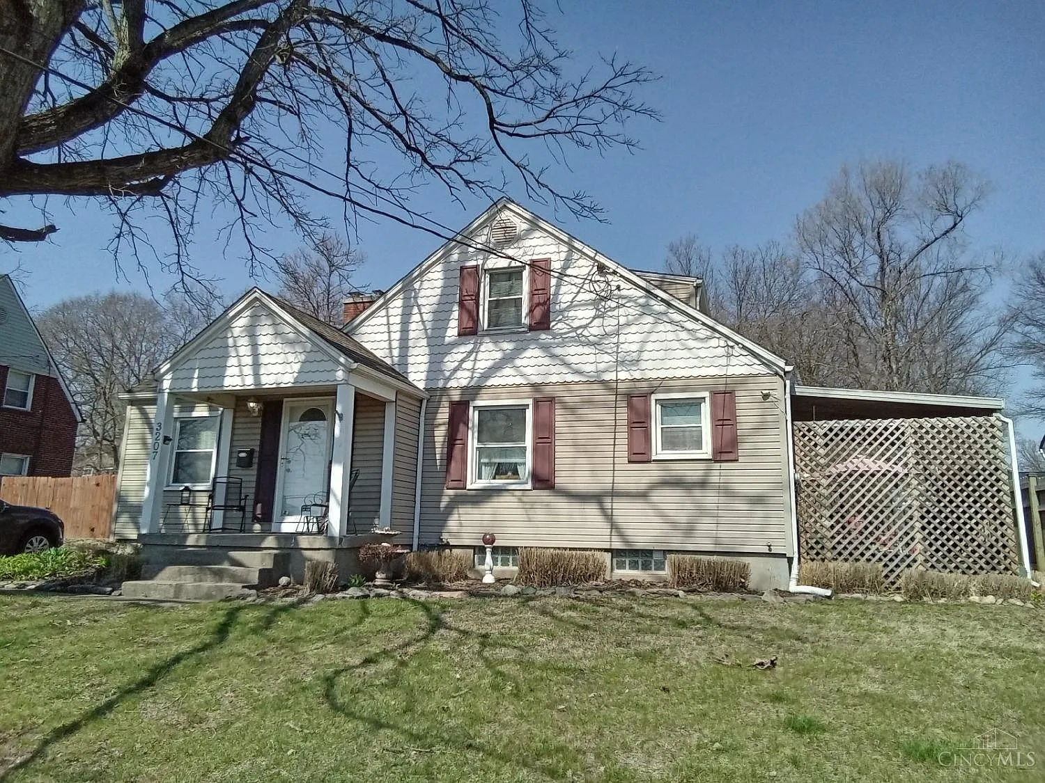 3207 Grand Ave photo 1