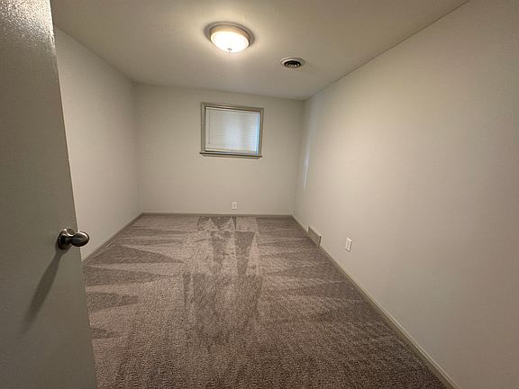 5th image of 408 Summer St #C1