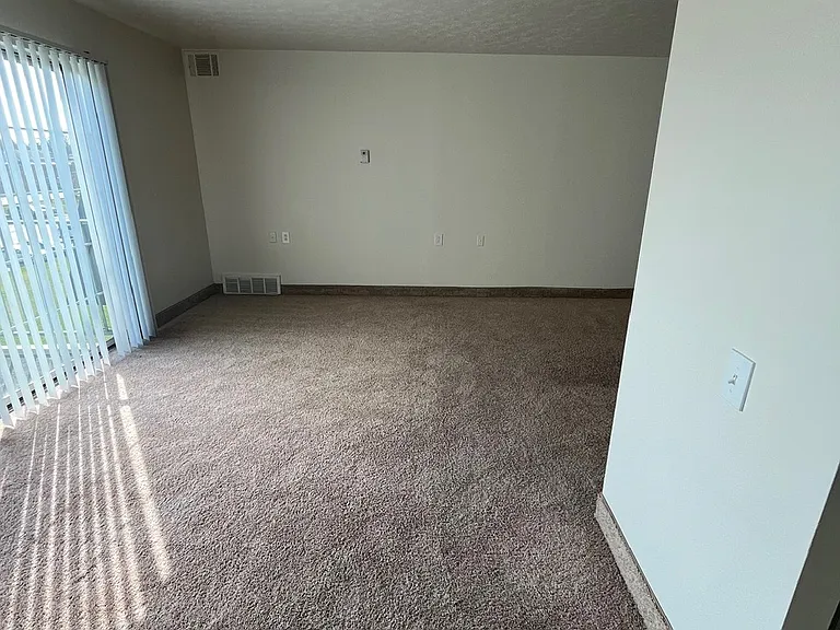 Shadow Creek Apartments — Photo 25