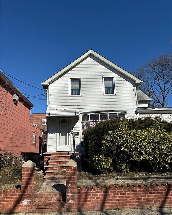 1st image of 1511 E 91st St