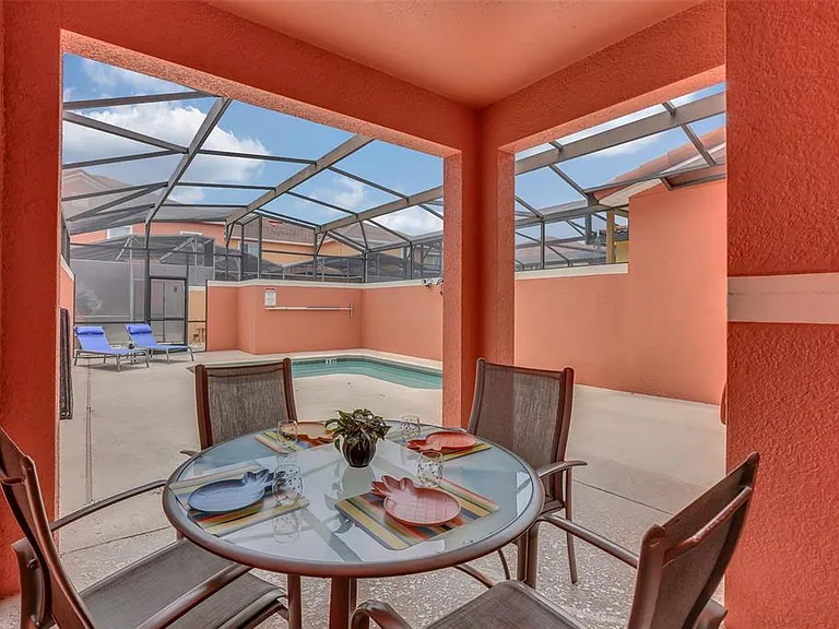 8958 Cat Palm Rd — Photo 31