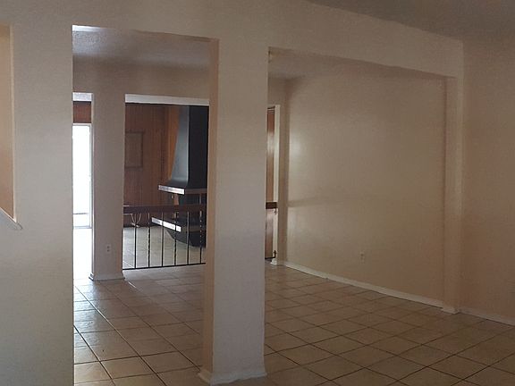 2nd image of 142 Tower Dr