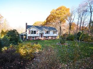 43 Dodge Rd, Sutton, MA 01590