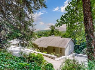 90 Ridge Lake Cir, Highlands, NC 28741