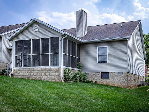 4th image of 2419 N Stonelake Cir