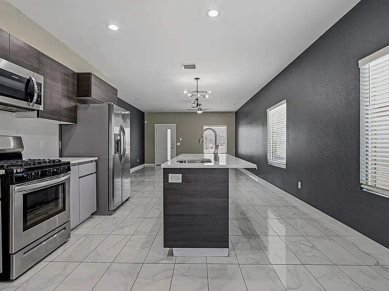 125 Via Rojas Dr — Photo 12