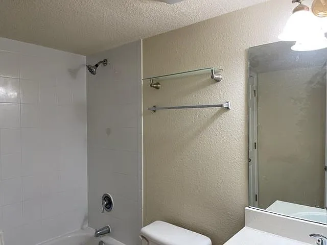 185 N Pearl Lake Cswy #110 — Photo 3