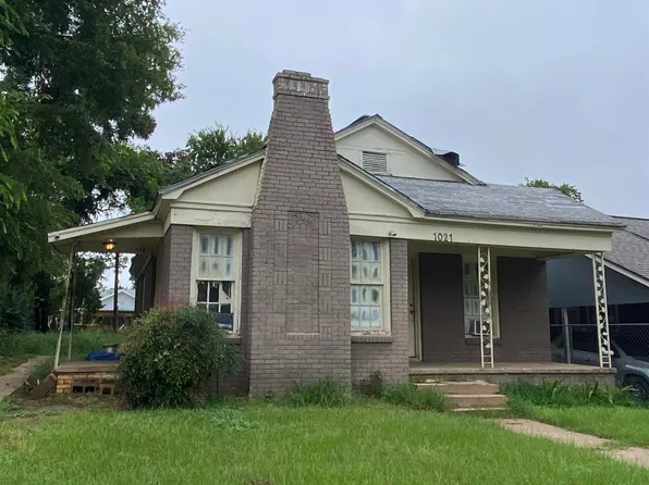 1021 Mockingbird Ln, Tyler, TX 75701