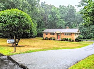 31 Fairlawn Ln, Lexington, MA 02420