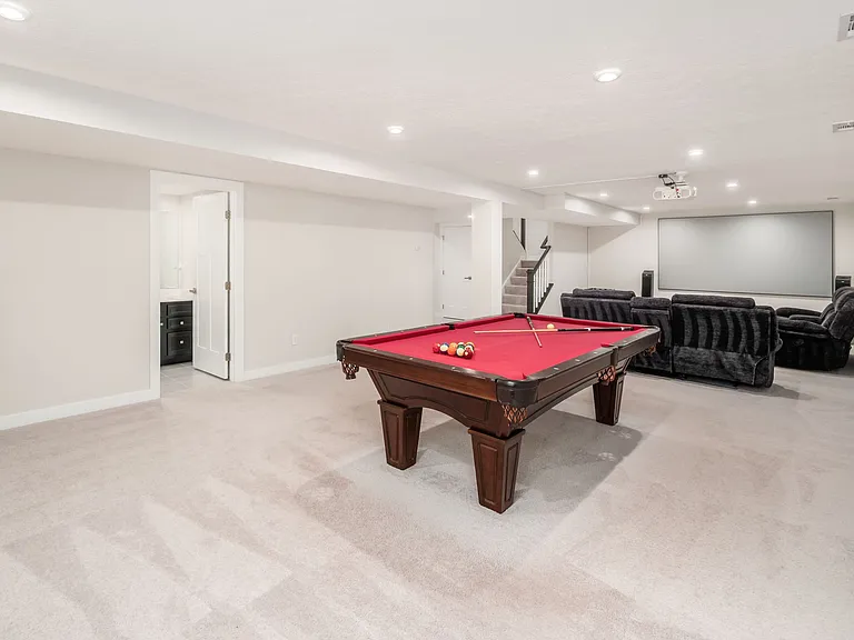 589 Melick Dr #1 — Photo 56