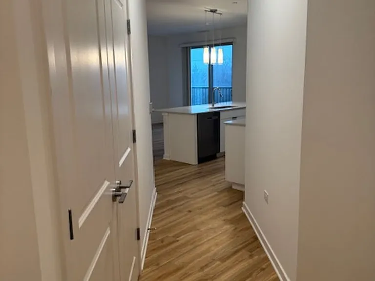 One Fifty Seven Oak Forest — Photo 12