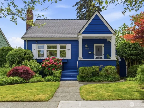 7348 Keen Way N, Seattle, WA 98103