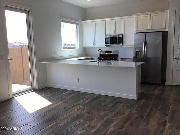 5th image of 22984 E TWIN ACRES Drive