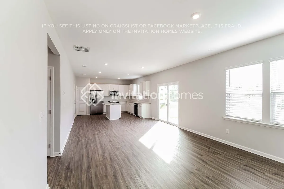 Building Photo - 4114 Ferris Ln