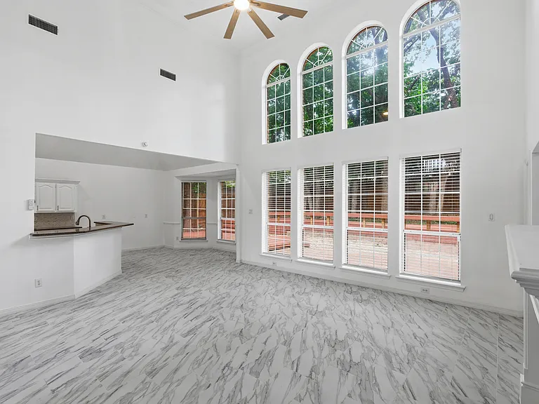 305 W Mill Valley Dr — Photo 16