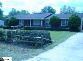 8 Patricia Ave, Greenville, SC 29617